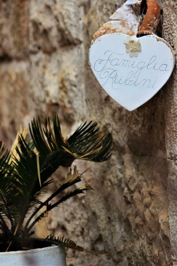 Hotel Rubini'S House Giovinazzo Exterior foto